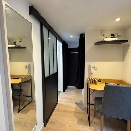 Grand - Au Faubourg - Centre 아파트 *